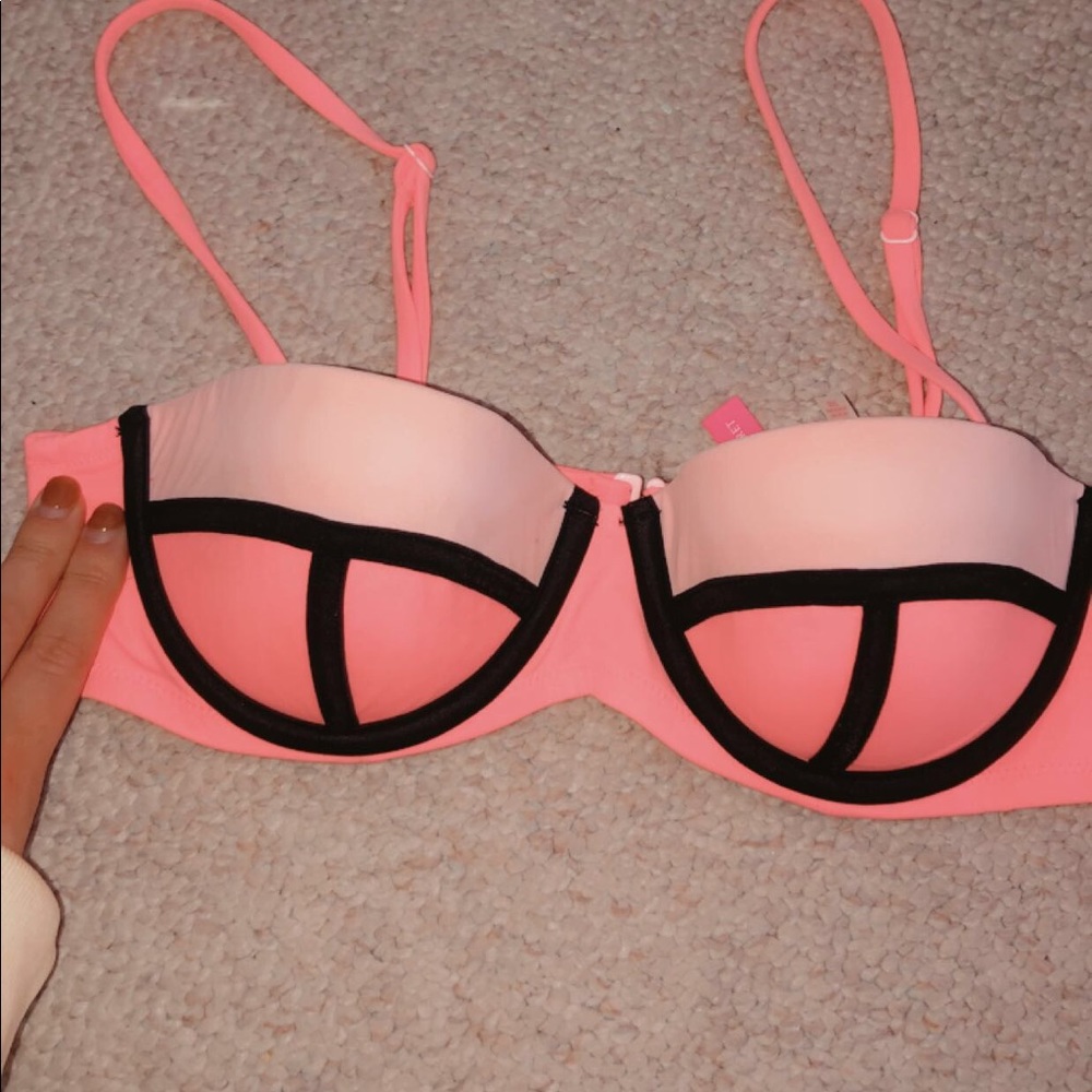 VICTORIAS SECRET BIKINI TOP - Picture 1 of 2